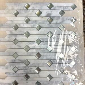 Xenia Belt Mosaic Tile
12x12 sheet 20 pieces/20 square feet